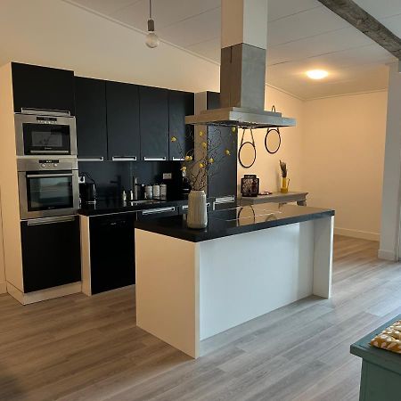 Bij Het Meertje! Dirkshorn Bagian luar foto