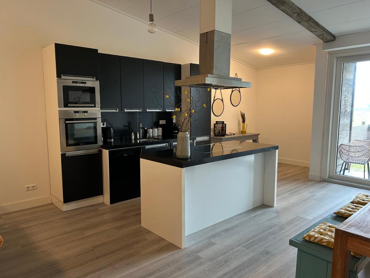 Bij Het Meertje! Dirkshorn Bagian luar foto